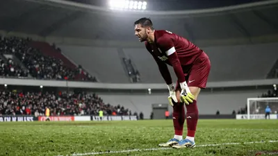El guardameta José Devecchi expresó su frustración por el arbitraje de Luis Lobo Medina en el 0-0 ante Newell's...
